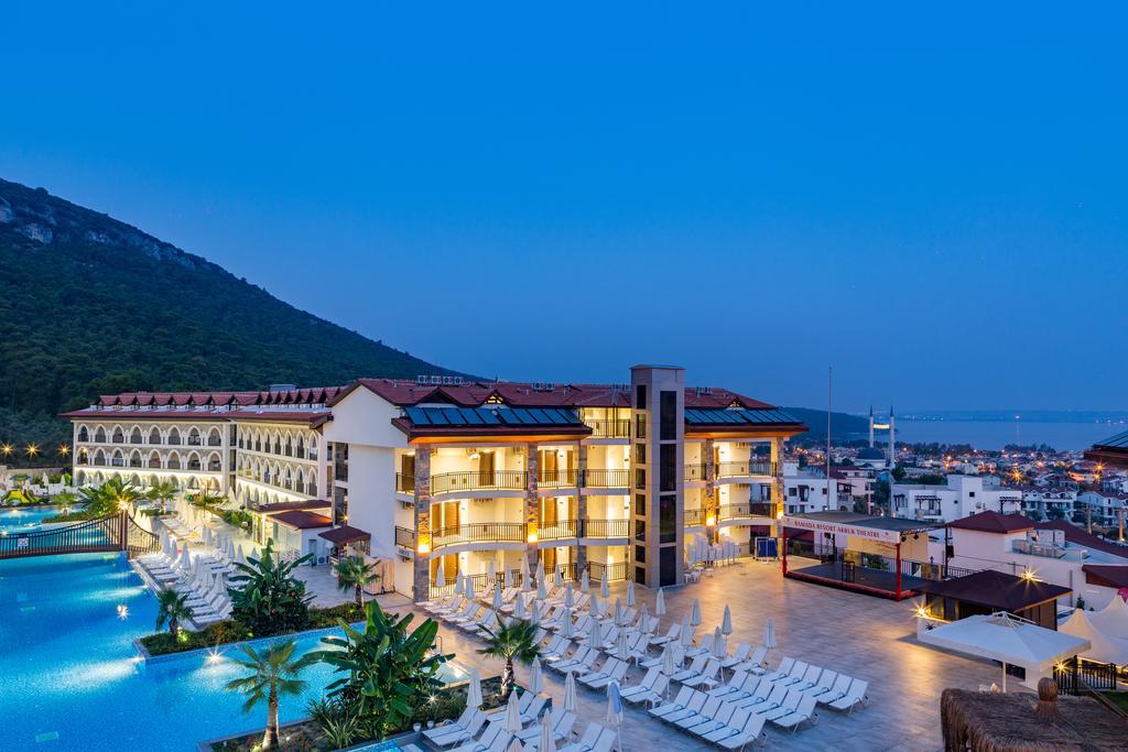 Ramada By Wyndham Akbuk Akbük